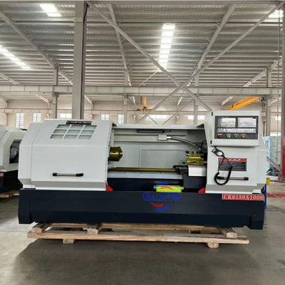 Workpiece do balanço 1500mm da cama lisa 500mm da máquina CK6150 do torno do CNC