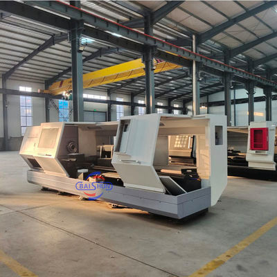 Torno CNC Horizontal com Diâmetro de Giro de 500mm e Distância entre Pontas de 1500mm