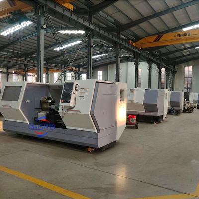 Torno CNC de Bancada Plana com Swing de 500mm 1500 RPM 7.5kW