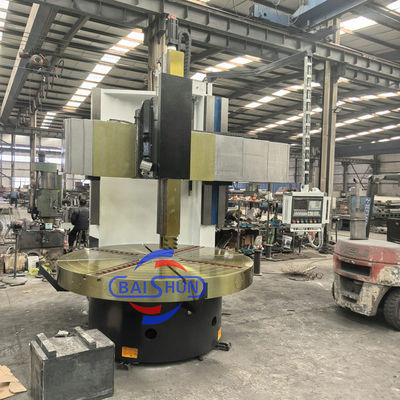 Torno de giro vertical CNC Fanuc com altura de corte de 1600 mm e diâmetro de giro máximo de 2500 mm